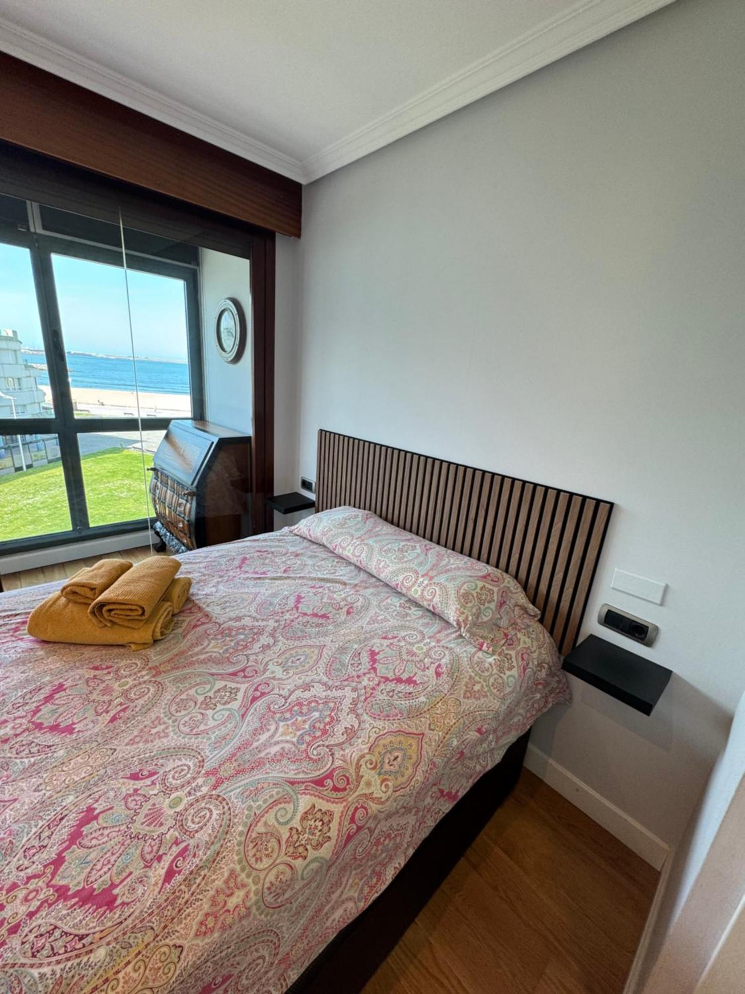 Primera Linea Playa+Parking Gratis Gijon Ngoại thất bức ảnh